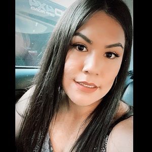 Meet your Posher, Isela